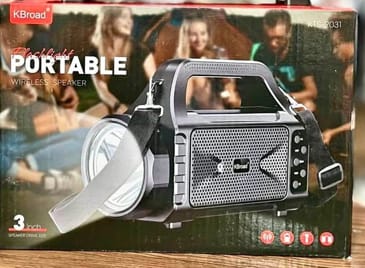 PARLANTE LINTERNA SOLAR