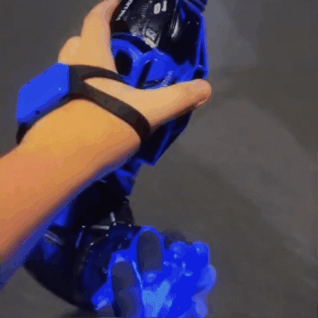 CARRO CON CONTROL SENSORIAL STUNT CAR